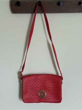 London Fog Red Faux Leather Ostrich Texture Satchel Shoulder Bag Crossbody Purse